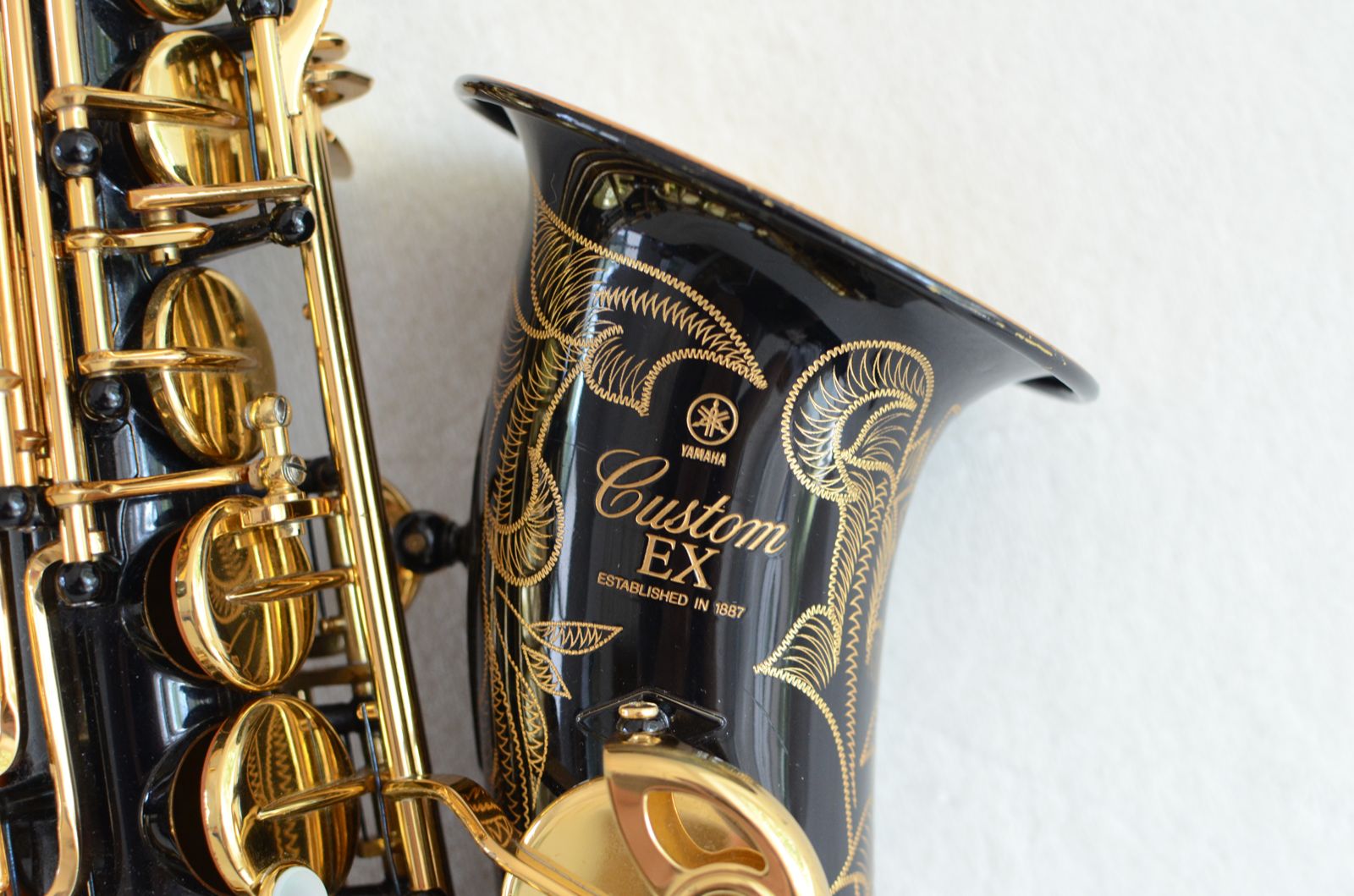 pay off micro That Yamaha Custom YAS-875EX Black Lacquer Alto Saxophone - www.GetASax.com