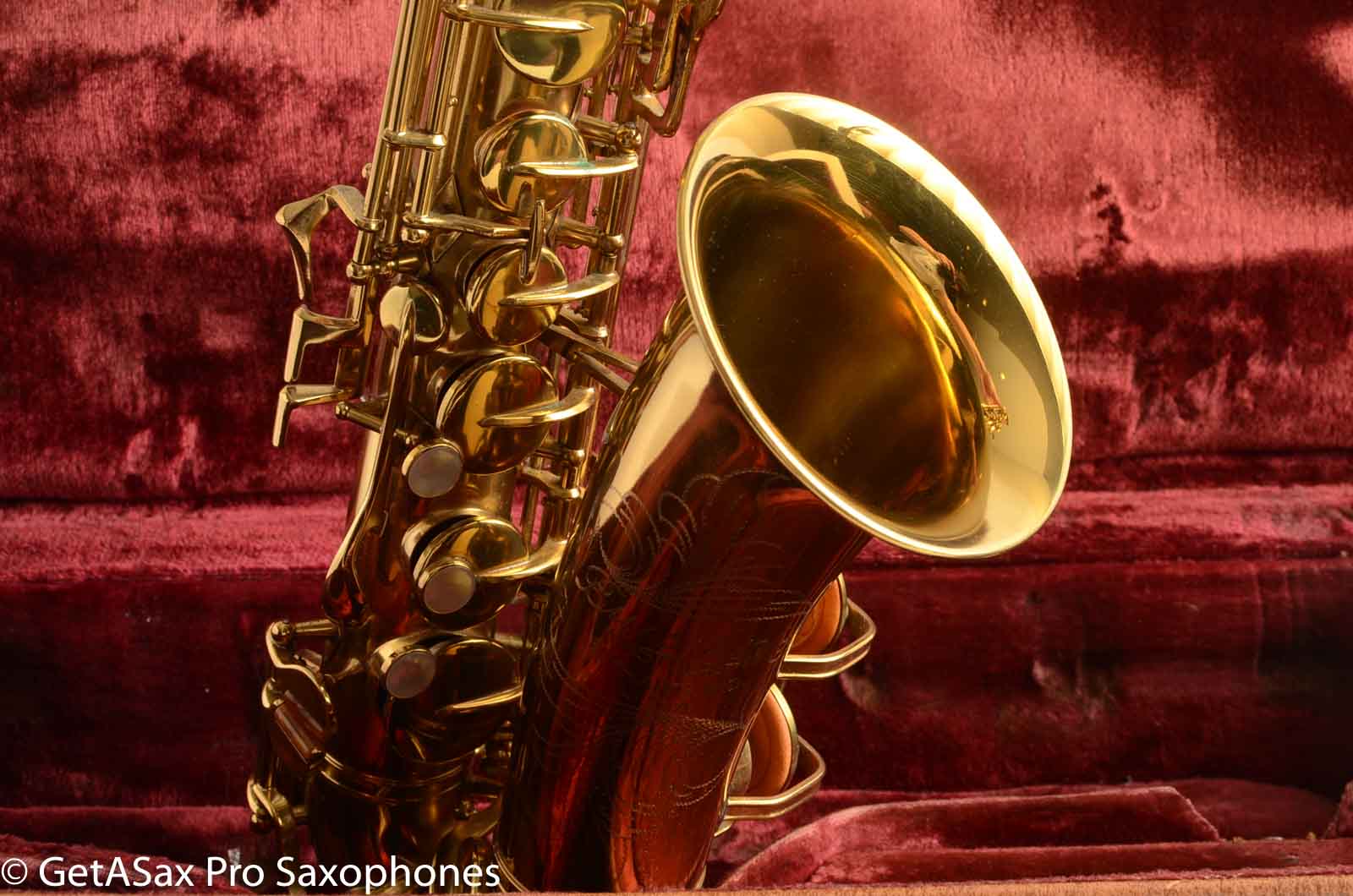 Buescher D'Occasion Buescher Aristocrat Alto Saxophone #331683 Repadded Parfait Gratuit 