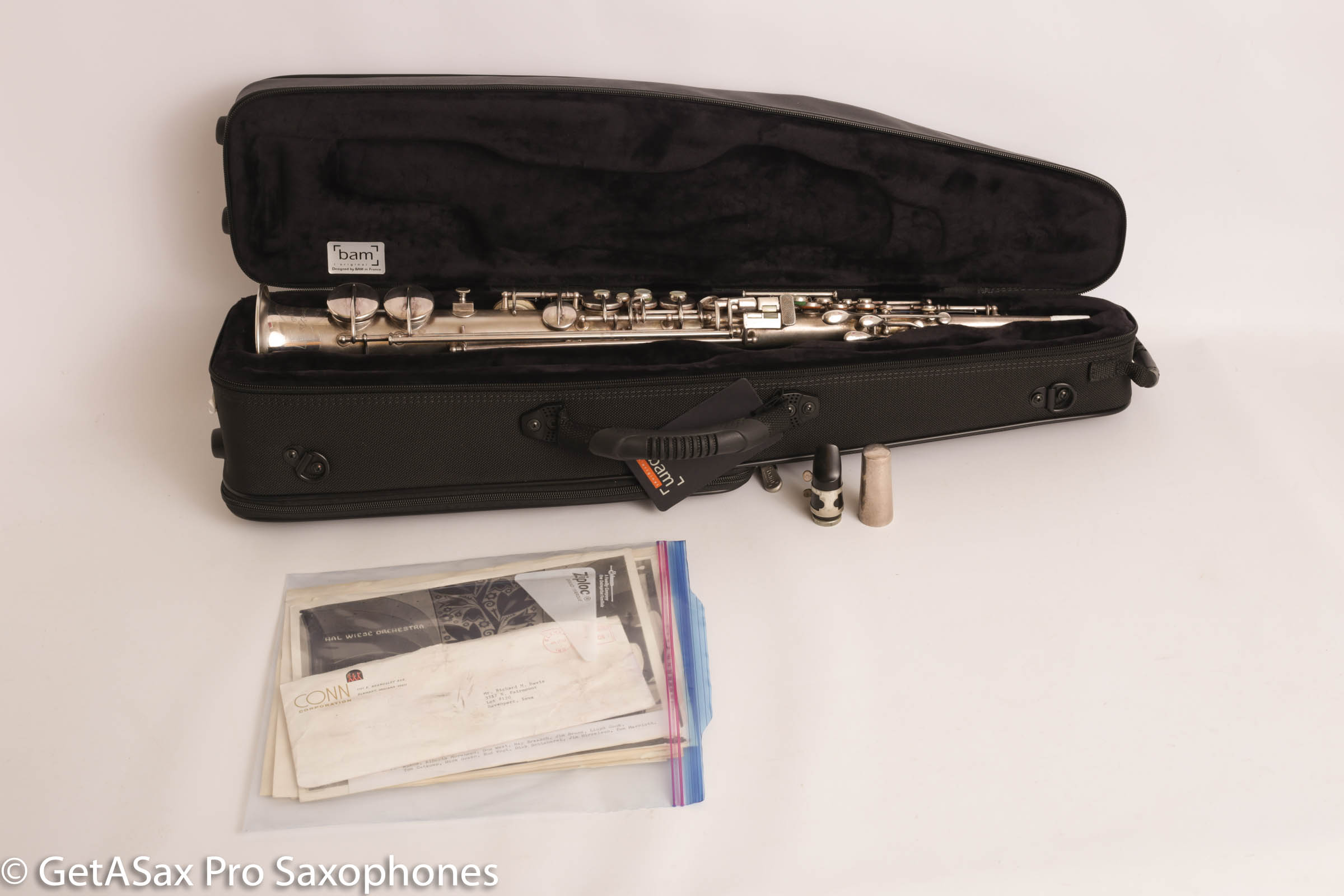 Conn-Selmer Clarinet Lyre With Ring Nickel – Russo Music Symphonic