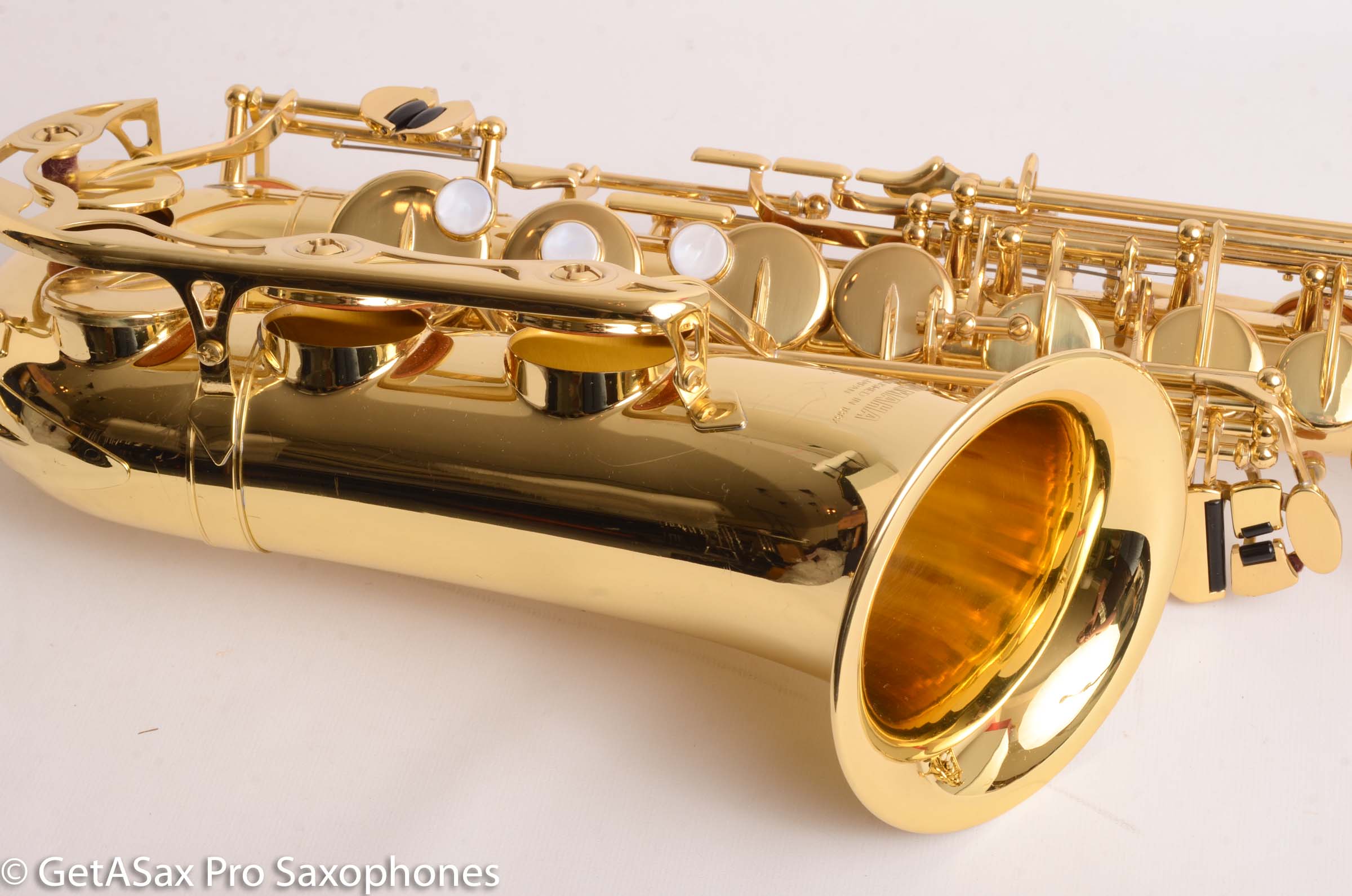 Yamaha YAS-52 Intermediate Alto Saxophone Excellent Condition